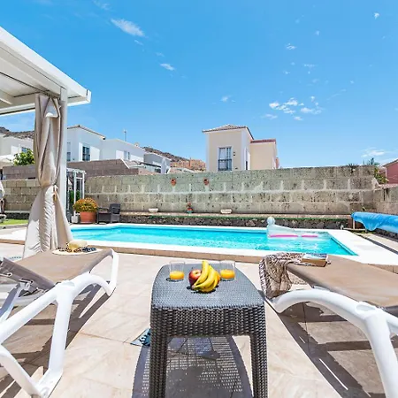 Cozy In Madronal De Fanabe With Large Private Pool Вилла Адехе
