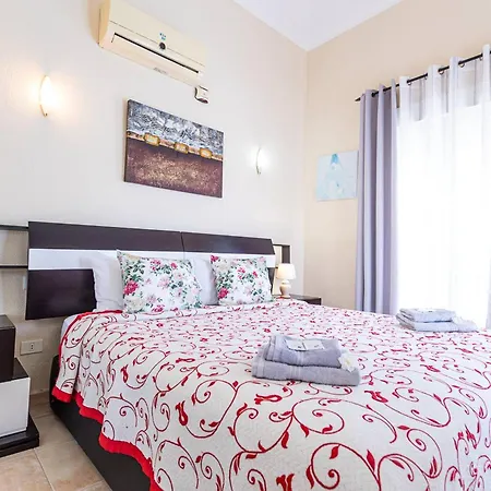 Вилла Cozy In Madronal De Fanabe With Large Private Pool *