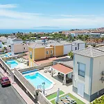 Cozy In Madronal De Fanabe With Large Private Pool